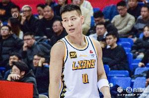 奇兵!林秉圣12中8砍并列全场最高22分外加4板5断 三分7中4