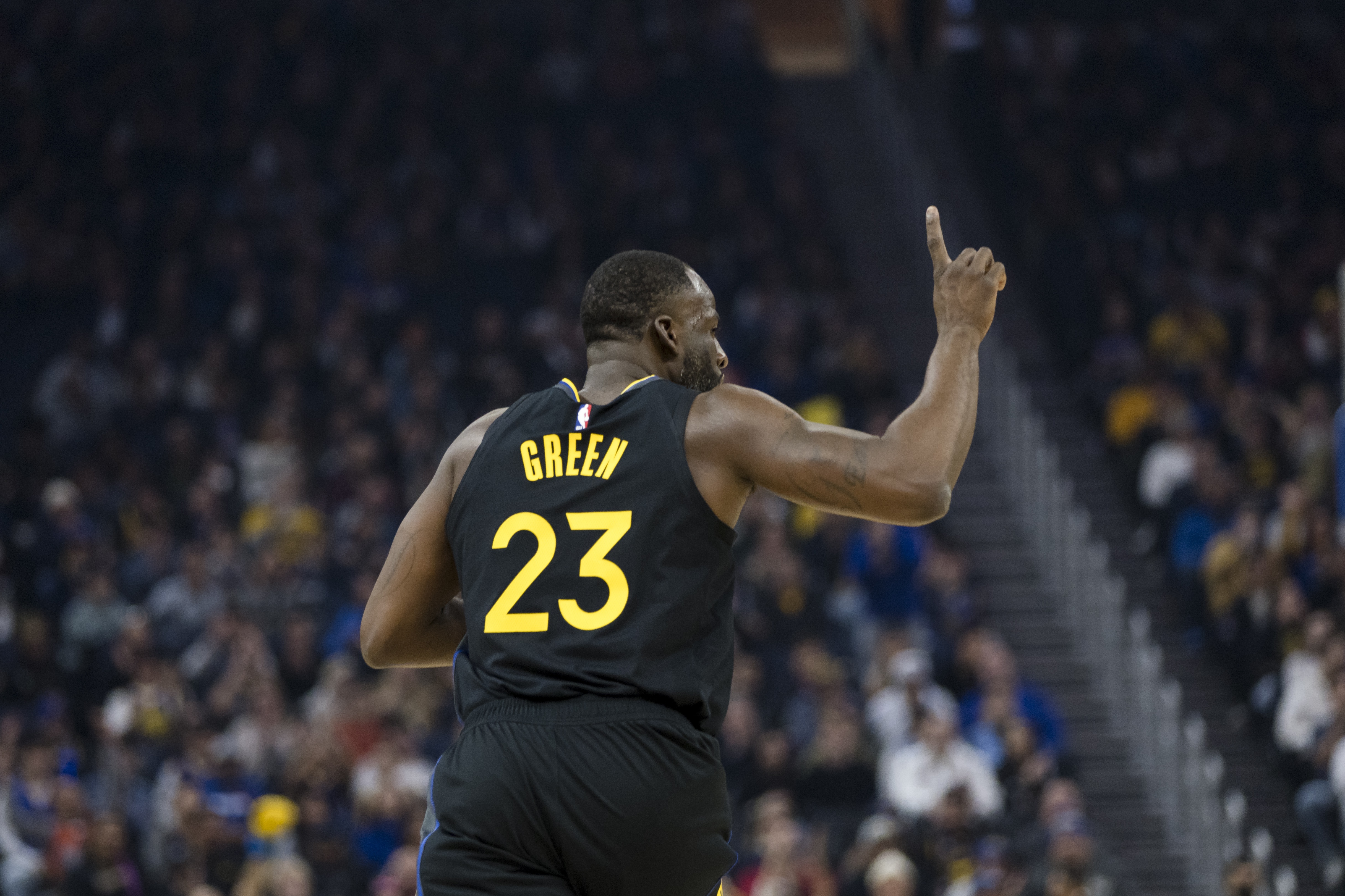 开云体育-阿里纳斯：追梦是脏动作之王 他的动作都能出集锦 而且真的会伤人